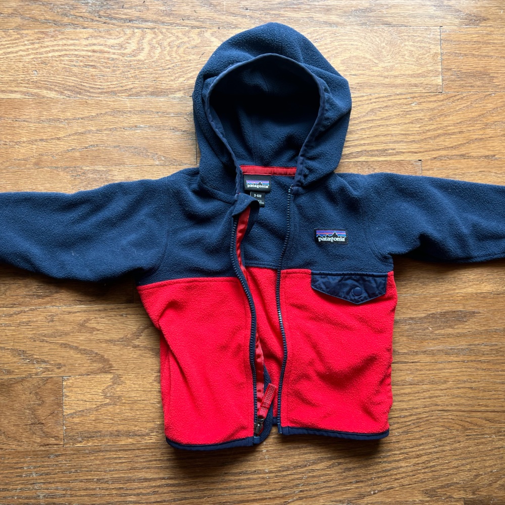Patagonia Fleece 3-6 months excellent used condition (worn for family photos)